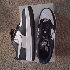 Nike Air Force 1 '07 Low Panda - Black & White Size 8.5